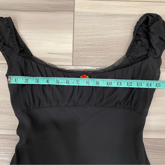 KIMCHI BLUE Urban Outfitters Ana Cap Sleeve Black Mini Dress Size Small - Picture 14 of 16